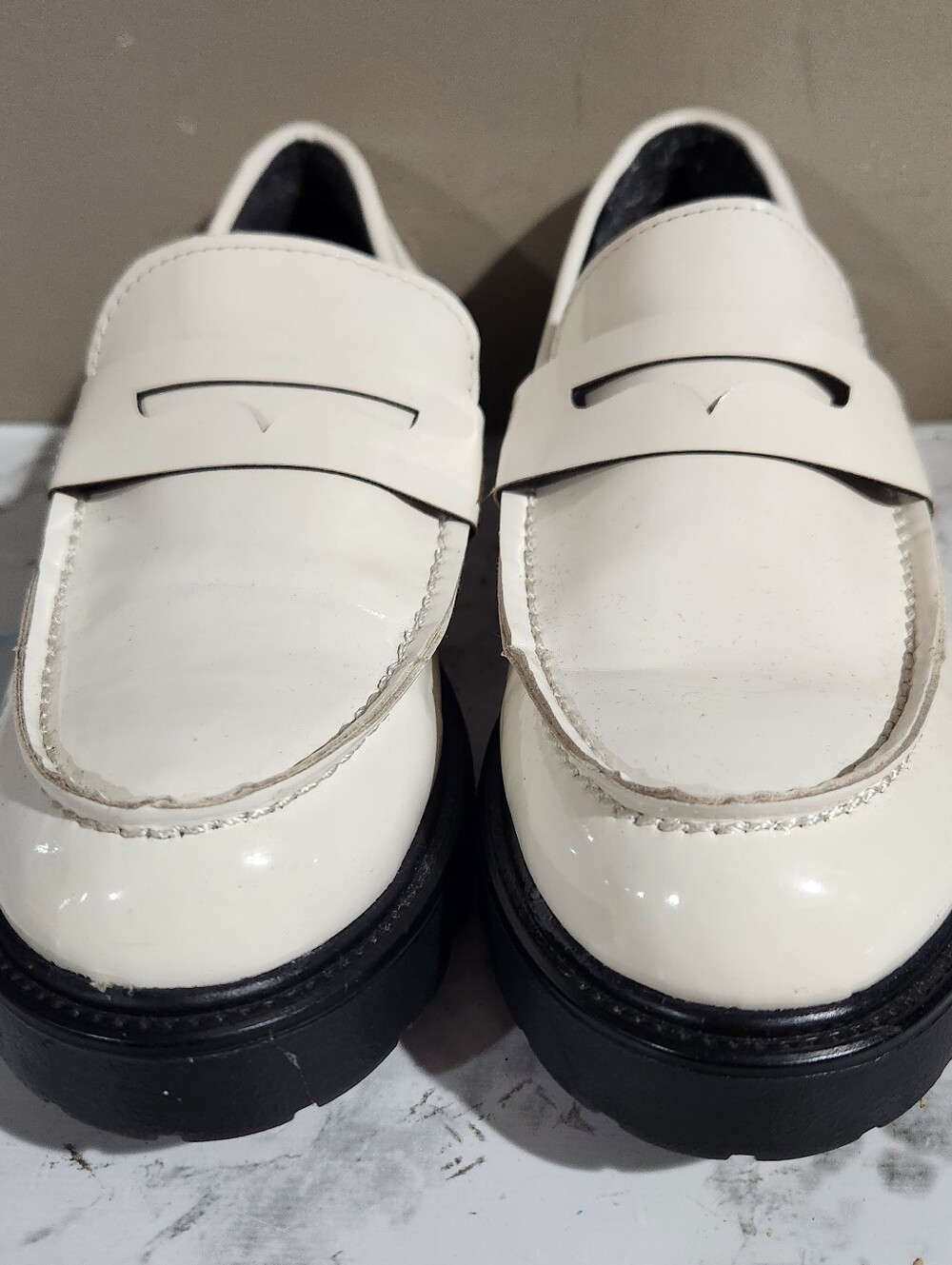 Steve Madden Lotto Chunky Cream & Black Loafers Size 7.5 - Picture 3 of 9